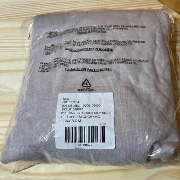 NWT URBAN OUTFITTERS OUT FROM UNDER OLLIE SLOUCHY HOODIE MEDIUM - Picture 5 of 5